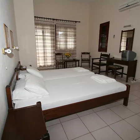 Fokion Aparthotel