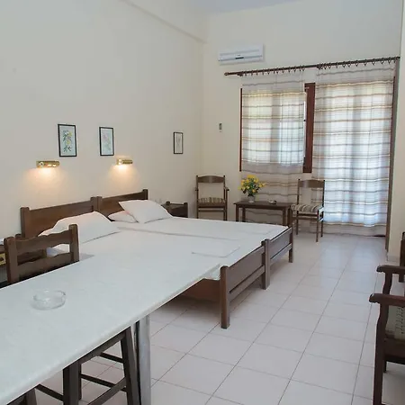 Aparthotel Fokion Studios Lakithra